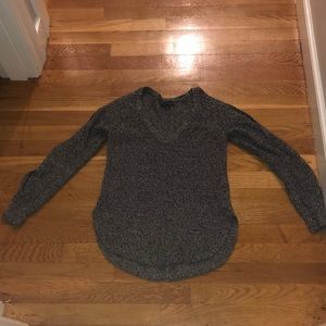American eagle v neck sweater